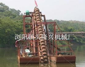瀏陽市鎮(zhèn)頭鎮(zhèn)隆興機械制造廠 專業(yè)木竹采伐機械制造，引領(lǐng)行業(yè)綠色發(fā)展